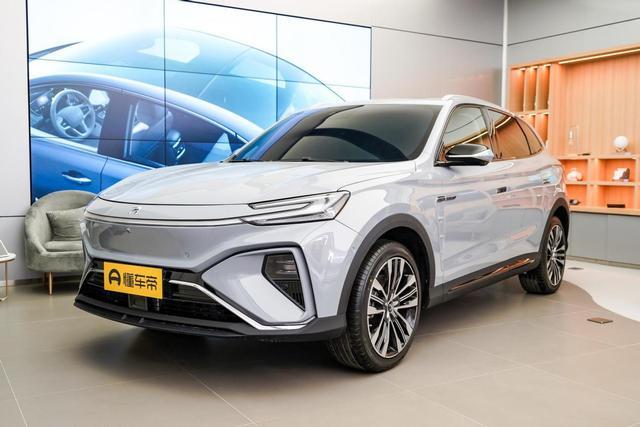 一台引领世界潮流的国产车，它究竟该是什么样子？