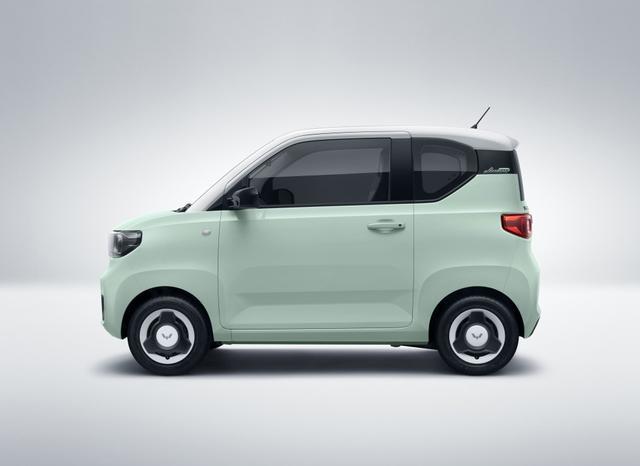 “人民代步车”推出新款，又变漂亮的宏光MINI，外观让人惊喜