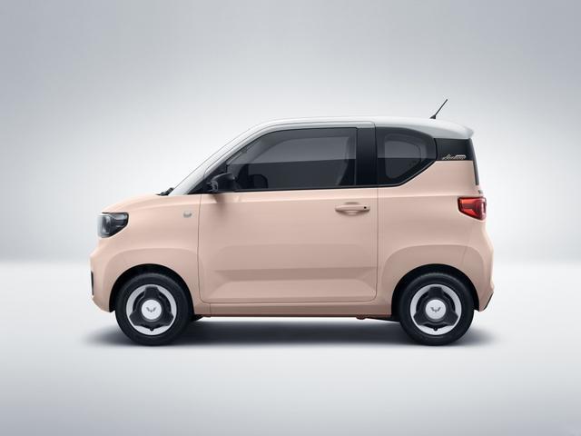 “人民代步车”推出新款，又变漂亮的宏光MINI，外观让人惊喜