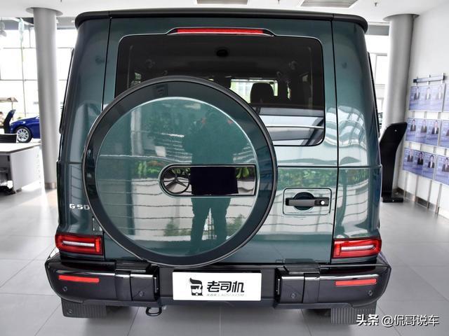 男人适合越野车，V8动力气派，奔驰品牌有排面，带你看奔驰G级