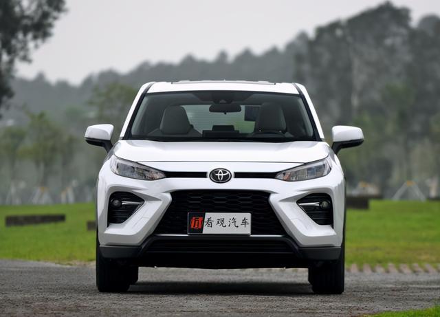 空间大还省油，与RAV4荣放同平台打造，解读丰田威兰达