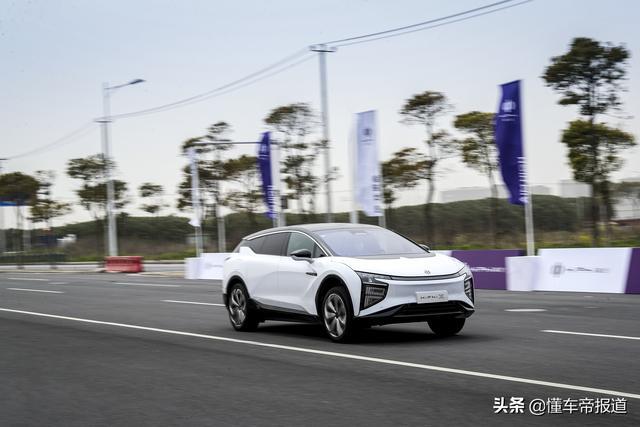 新车｜高昂售价等于高端品质？试驾高合HiPhi X