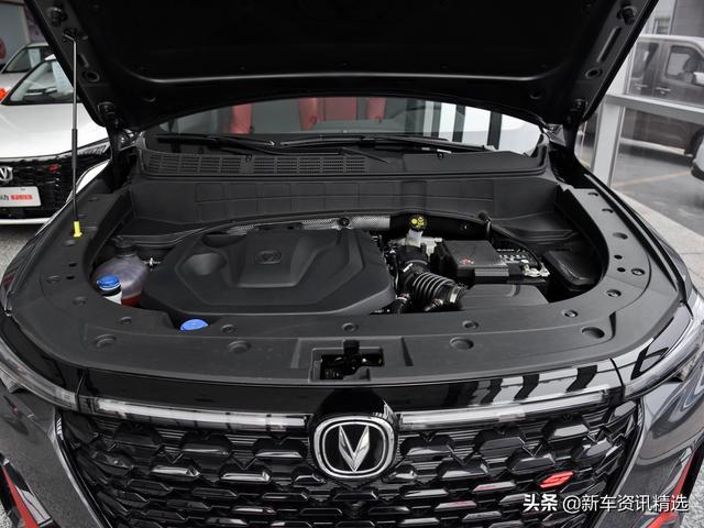 国产精品小车，四缸增压+自动挡，实拍长安CS35PLUS
