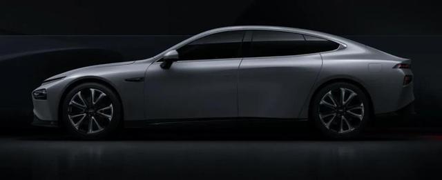 入门Model 3对比小鹏P7，谁更有优势？