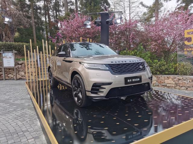 3.0T+48V轻混 新款路虎揽胜星脉上市 网友说这价真香