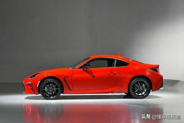 新车｜丰田GR 86/斯巴鲁BRZ发布！红蓝CP你选谁？
