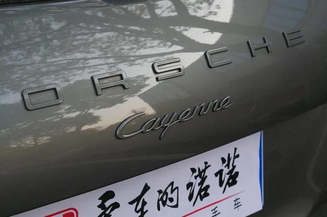 60万淘个SUV没遇到，怒提20万上保时捷卡宴，舒服