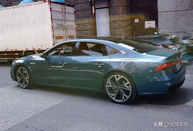 上汽奥迪A7L内饰谍照曝光，内饰和进口版A7风格相同
