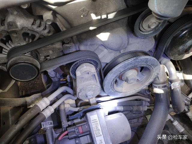 19万买辆大切诺基让人哭笑不得！卖家：因为车况好，所以调了表