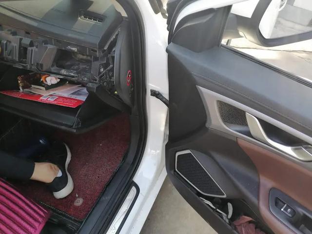 车主贪图便宜买了泡水车，开了1万公里，胖哥也不知道到底谁赚了
