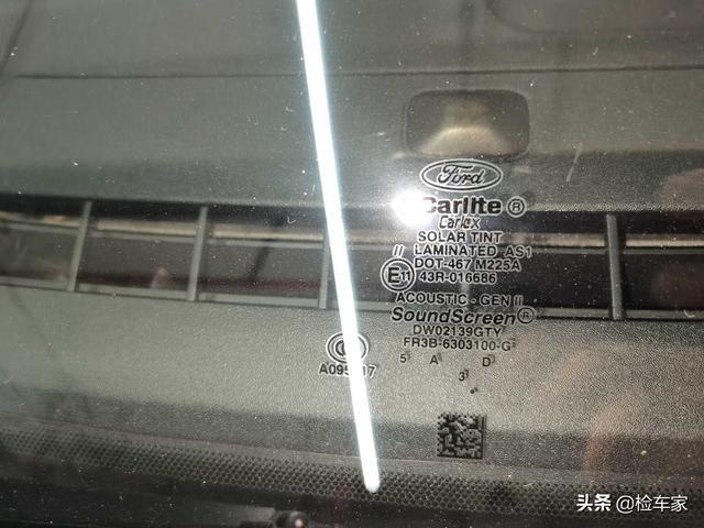 福特野马2.3T不够炸，花45万买台5.0L的，朋友：种马