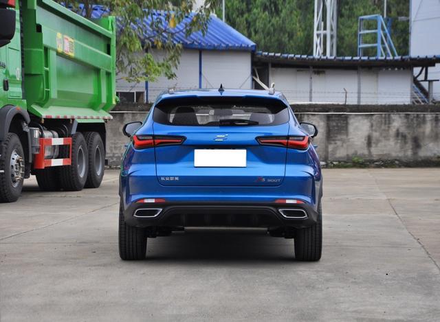 长安旗下的“钢炮”SUV，外观时尚动力强，仅需7.79秒破百