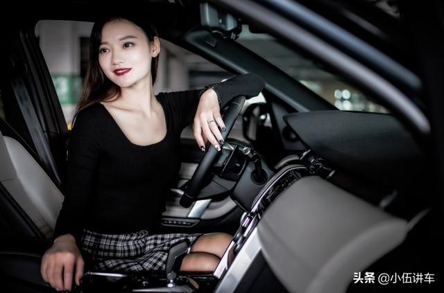 30万提路虎发现运动版，车主：档次和面子都有了，价格却还不贵