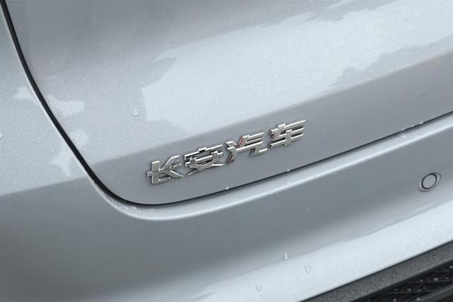颜值高、性能强，CS75已超越哈弗H6，但这些缺点你知道吗？