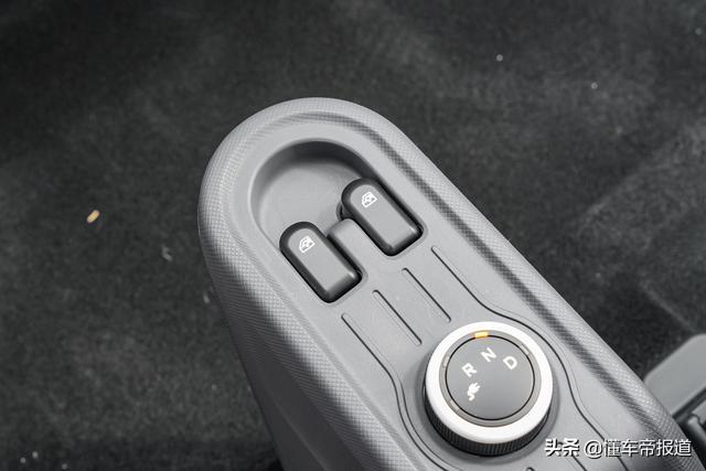 新车｜小姐姐座驾！宏光MINIEV马卡龙上市售3.76万元起
