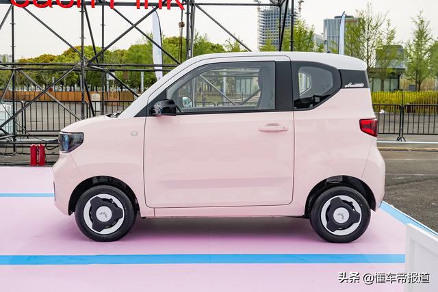 新车｜小姐姐座驾！宏光MINIEV马卡龙上市售3.76万元起