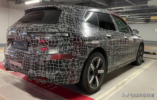 新车 | 与X5同级，曝宝马iX国内谍照，曲面一体大屏抢眼