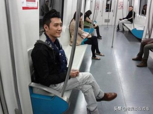 买车前和买车后的差距有多大？过来人道出真实感受：方便又无奈