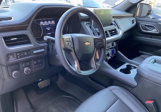 搭载6.2L V8配10AT变速箱，雪佛兰全新大型SUV曝光