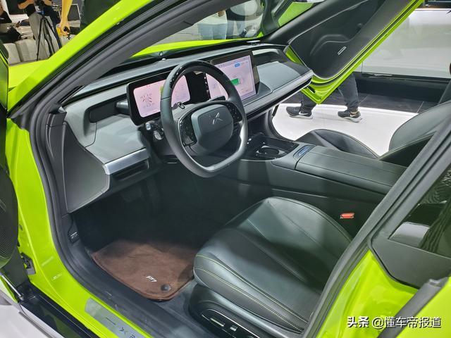 关注丨剪刀门、超闪绿？小鹏P7鹏翼版交付，车主最高年龄66岁