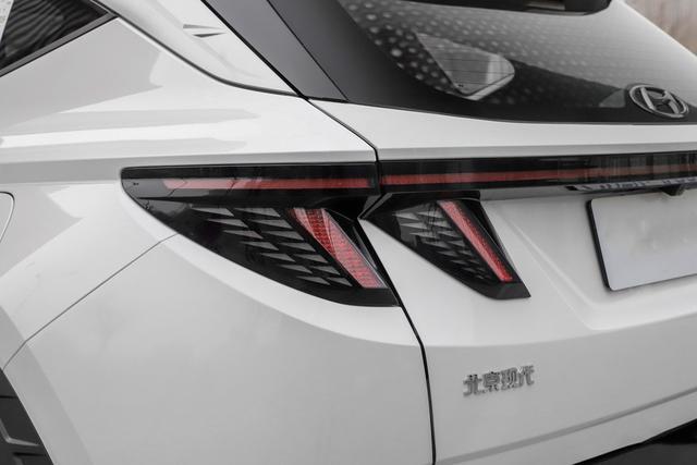 开完了本田CR-V，再开现代新途胜L，感受到了本田和现代的差距