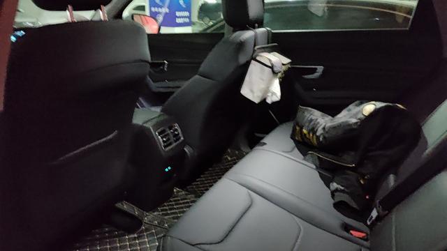 喜提人生第一台国产家用SUV