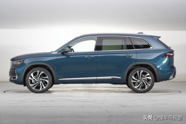 新车 | 搭沃尔沃同款动力，吉利星越L实车亮相！硬刚合资品牌SUV？