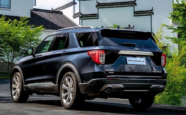 家用中大型七座SUV，福特探险者和大众途昂怎么选？