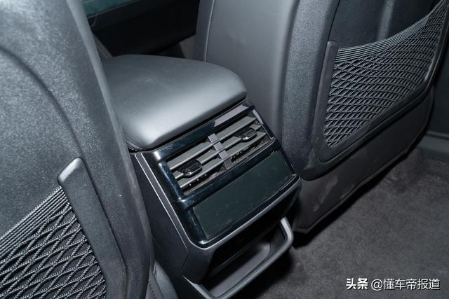 新车 | 搭沃尔沃同款动力，吉利星越L实车亮相！硬刚合资品牌SUV？