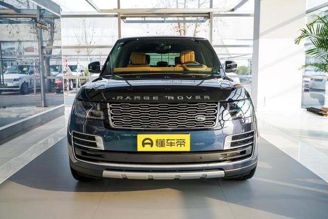 售价321万，5.0T+V8，头等舱后排，实拍揽胜创世加长版