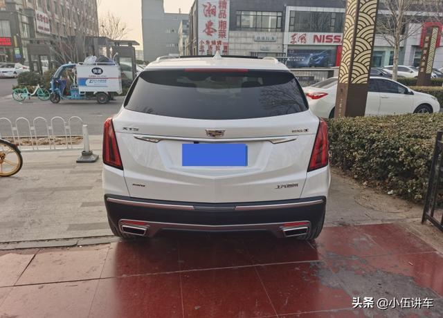 30万喜提凯迪拉克XT5，气势强过宝马X3，标配BOSE音响
