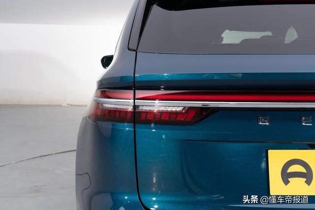 新车 | 搭沃尔沃同款动力，吉利星越L实车亮相！硬刚合资品牌SUV？