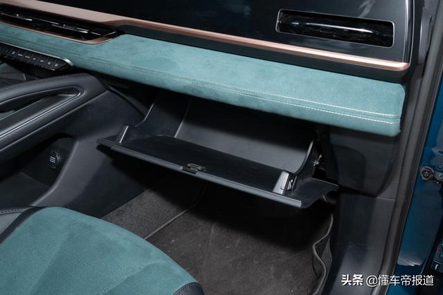 新车 | 搭沃尔沃同款动力，吉利星越L实车亮相！硬刚合资品牌SUV？