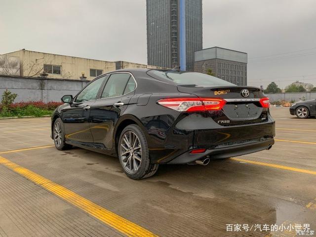 凯美瑞的异响严重吗？它的内饰差吗？车主详细说了用车感受