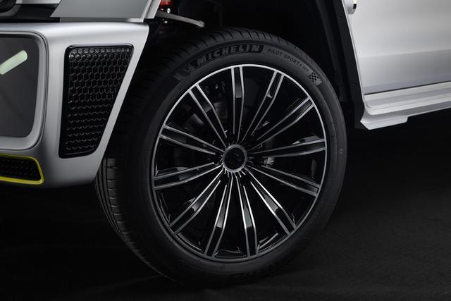 网红坦克又出新品？赛博坦克300抢先看！