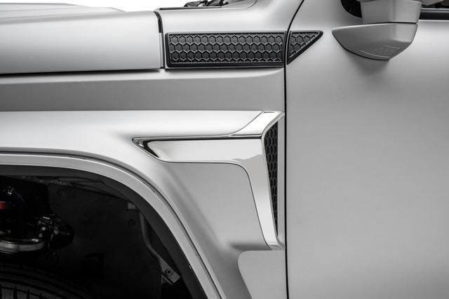网红坦克又出新品？赛博坦克300抢先看！