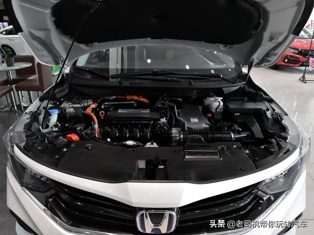 4.1L油耗+92号汽油，大轴距日系三厢家轿，带你看本田享域