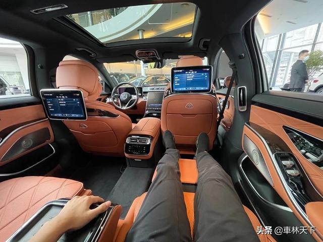 观奔驰迈巴赫S480有感：落地两百万的车，配置上能不能走点心？