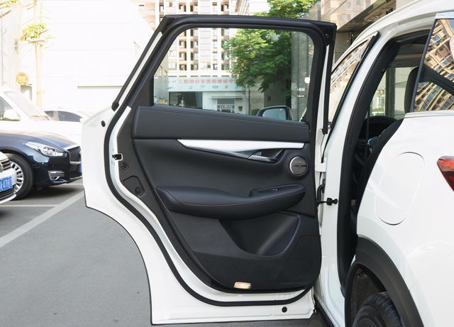 27.5万提了英菲尼迪QX50，用车六个月后，直言有话要说