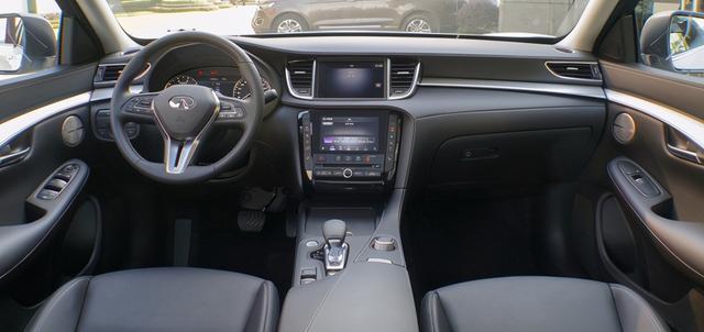 27.5万提了英菲尼迪QX50，用车六个月后，直言有话要说