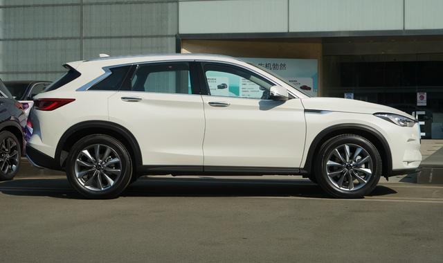 27.5万提了英菲尼迪QX50，用车六个月后，直言有话要说