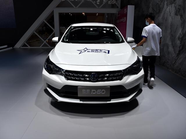 日产三大件不爱坏，空间相当大关键是便宜，实拍启辰D60