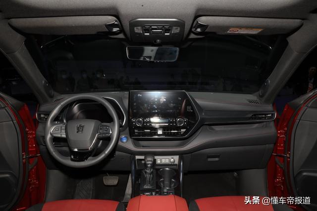 新车｜千呼万唤始出来！汉兰达强敌登场！皇冠-陆放亮相上海车展