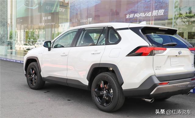 RAV4荣放价格坚挺，本田CR-V的老对手，都有哪些优缺点