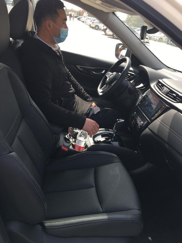 日产奇骏一辆实用的SUV