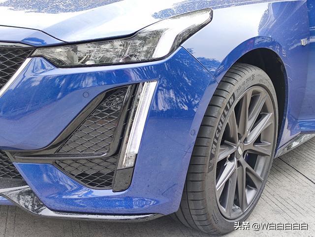 车主群里采访一位95后CT5车主