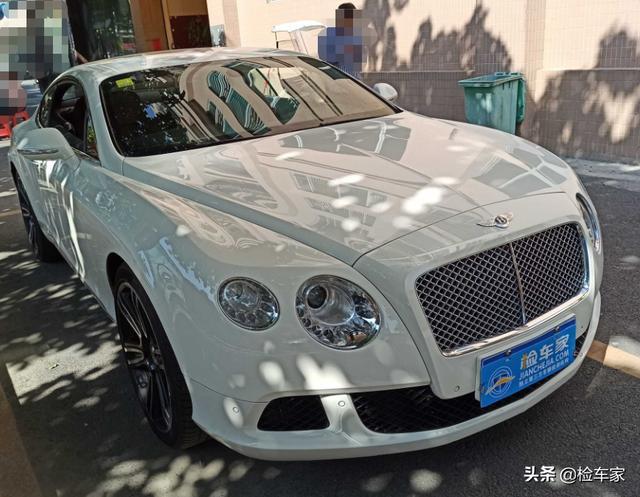 九年的二手车卖130万，不成想内饰功能没反应，买主：留着报废吧