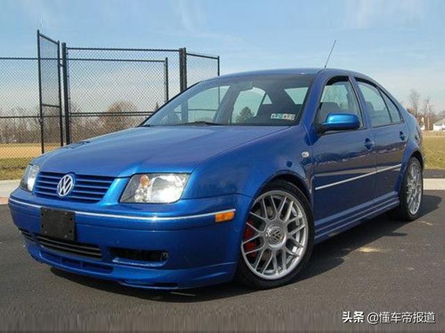 新车｜运动气息十足 大众Jetta GLI泻湖蓝特别版概念车