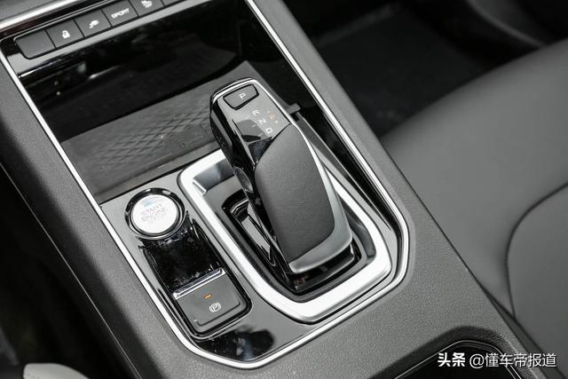 新车｜售14.18万，东风风神E70新车上市，竞争比亚迪秦？