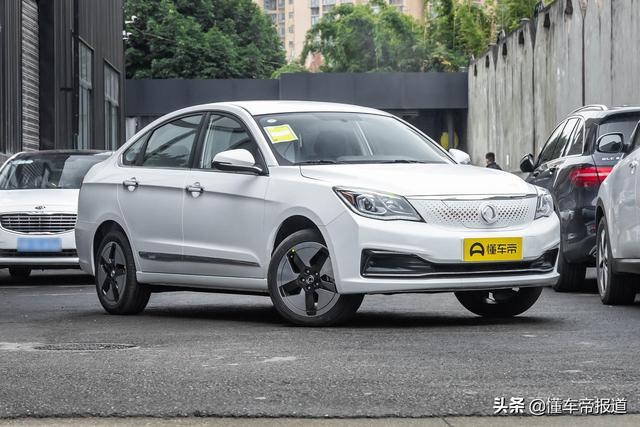 新车｜售14.18万，东风风神E70新车上市，竞争比亚迪秦？